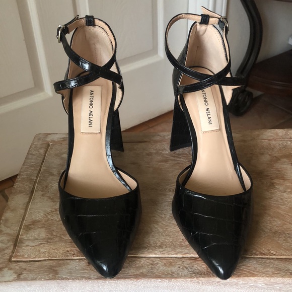 Antonio Melani Whittley Heels - Picture 2 of 12
